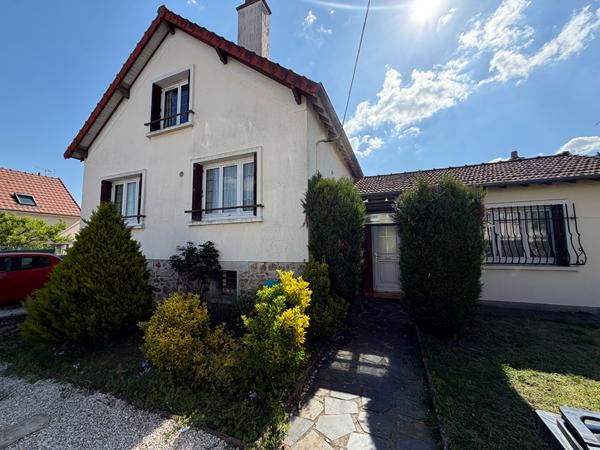 Maison lumineuse avec suite parentale indépendante, sous-sol total, véranda & jardin clos 509 m² ? Proche gare, écoles et commerces à pied