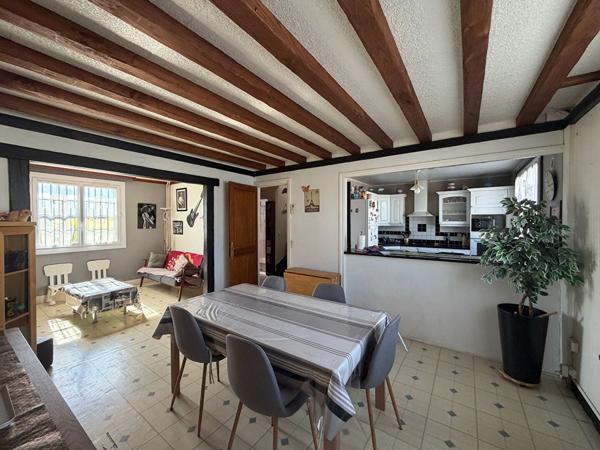 Maison lumineuse avec suite parentale indépendante, sous-sol total, véranda & jardin clos 509 m² ? Proche gare, écoles et commerces à pied