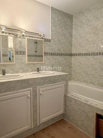 Appartement T4/T5 et son balcon - 13010 Marseille