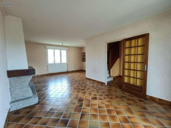 Maison à vendre à Loudéac dans les Côtes-d'Armor (22600), ref : 22115-3399