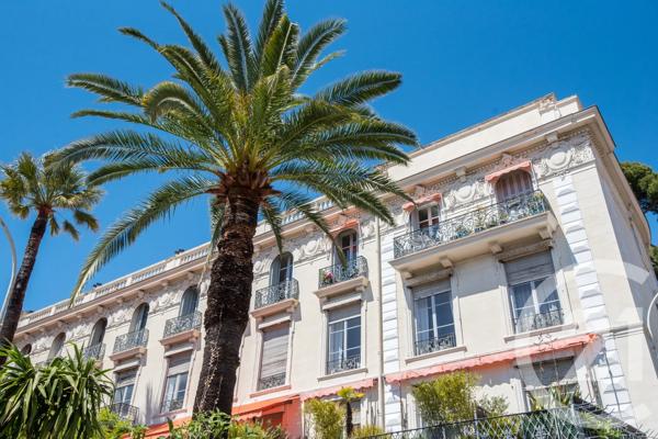 Appartement F3 à vendre  2 pièces - 44,92 m 2   NICE  - 06