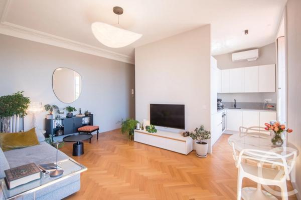 Appartement F3 à vendre  2 pièces - 44,92 m 2   NICE  - 06