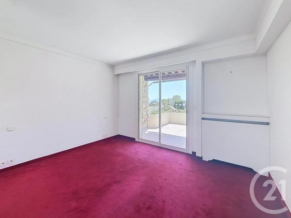 Maison à vendre  5 pièces - 161 m 2   MOUGINS  - 06