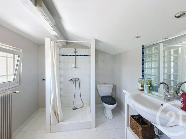 Maison à vendre  5 pièces - 161 m 2   MOUGINS  - 06