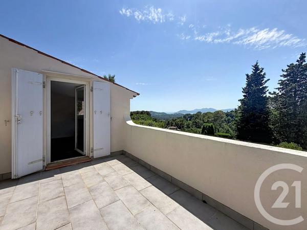 Maison à vendre  5 pièces - 161 m 2   MOUGINS  - 06