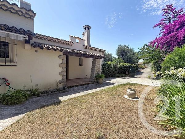 Maison à vendre  5 pièces - 161 m 2   MOUGINS  - 06