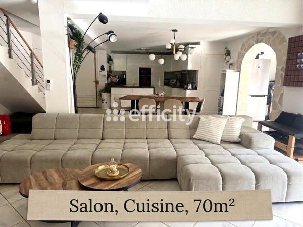 Maison
         5 pièces
        - 143 m² Bien prestige 635 000 € *