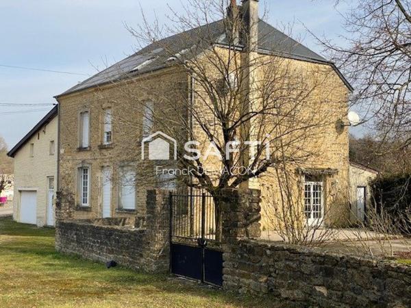 Grande maison avec revenus locatifs – Écouviez