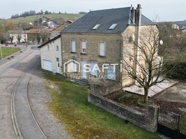 Grande maison avec revenus locatifs – Écouviez