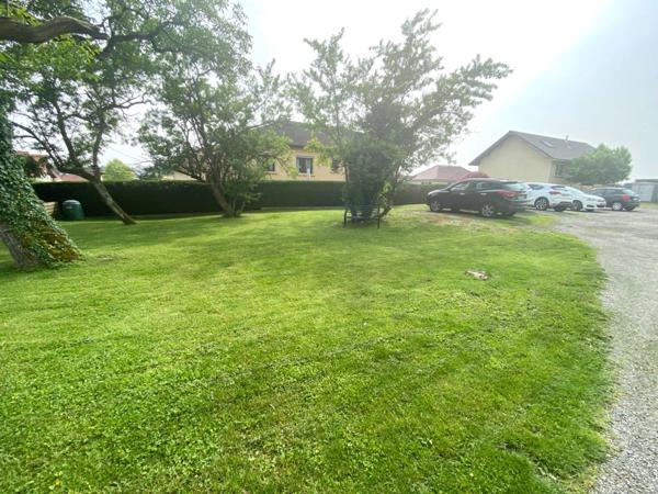 Immeuble à vendre proche de MEROUX MOVAL (90)