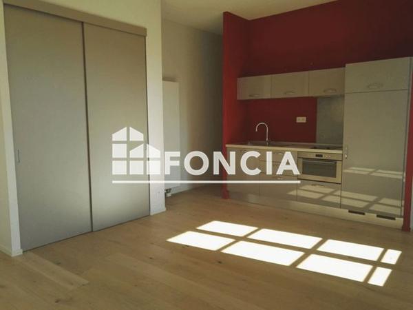 Location Studio 34.69 m² - 157 RUE DE STRASBOURG Niort 79000