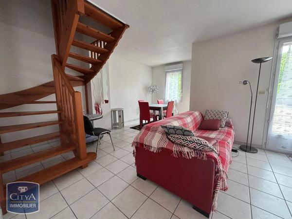 Maison à louer 4 pièces 78m² Poitiers (86000)