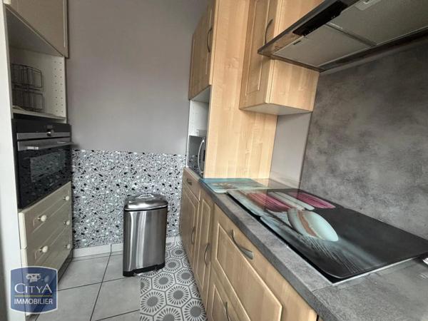 Maison à louer 4 pièces 78m² Poitiers (86000)