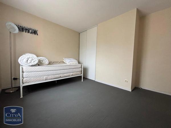 Maison à louer 4 pièces 78m² Poitiers (86000)