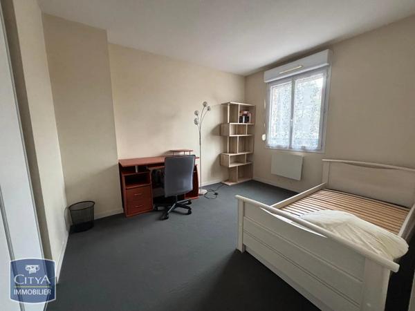 Maison à louer 4 pièces 78m² Poitiers (86000)