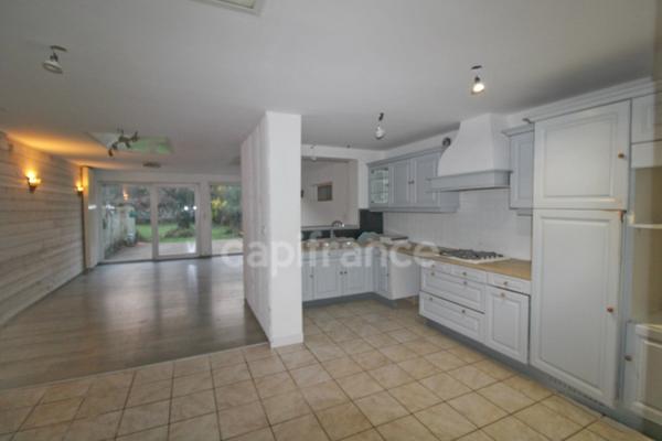 Maison à vendre - Wimille(62) - 6 pièces - garage - jardin - 565 m²