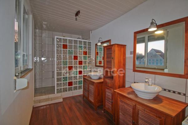 Maison à vendre - Wimille(62) - 6 pièces - garage - jardin - 565 m²