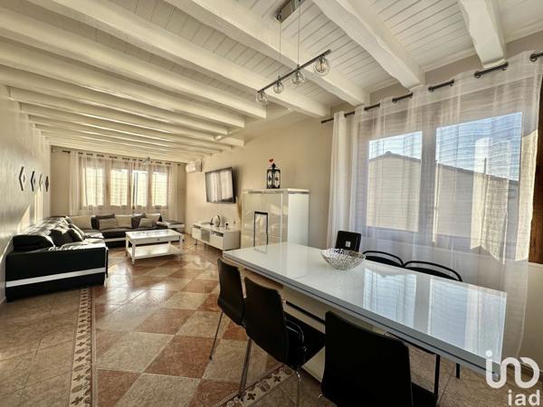 Maison 7 pièces de 164 m² à Vaux-le-Pénil (77000)