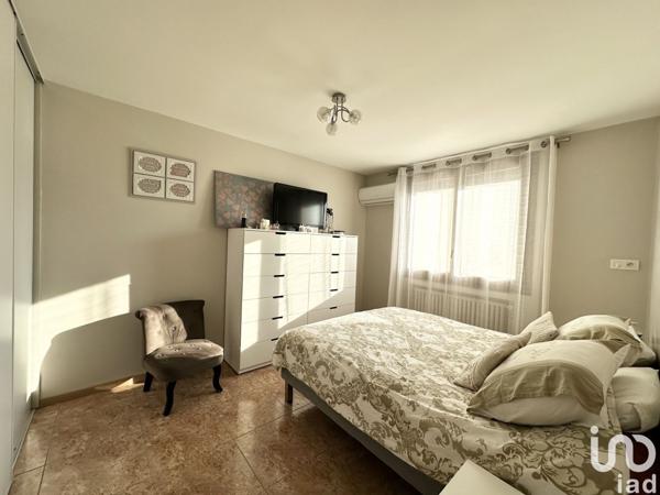 Maison 7 pièces de 164 m² à Vaux-le-Pénil (77000)