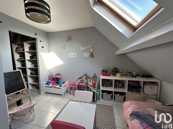 Maison 7 pièces de 164 m² à Vaux-le-Pénil (77000)