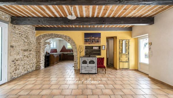 Charme et authenticité aux portes d'Oraison - Maison 4 pièce(s) 160 m2 avec jardin