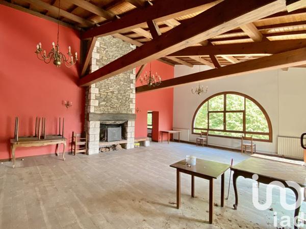 Maison à vendre 8 pièces 620 m² Mervent