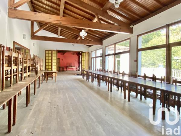 Maison à vendre 8 pièces 620 m² Mervent