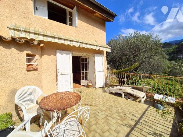 Arrière-pays niçois – Saint-Blaise
Maison mitoyenne à rénover sur un terrain d’environ 3 100 m²