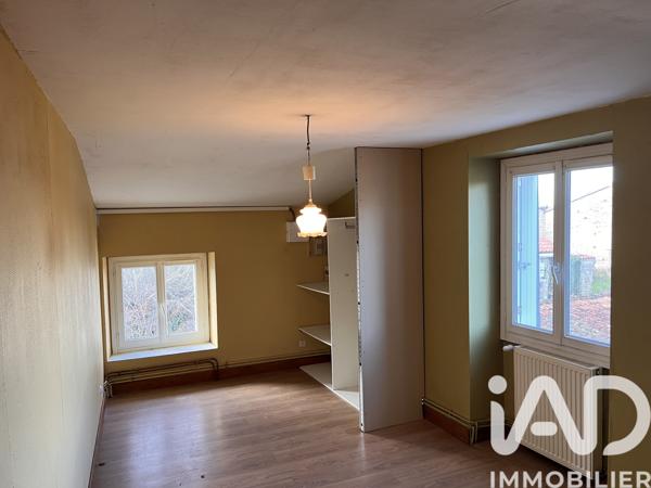 Maison à vendre 5 pièces 111 m² Salles-de-Villefagnan