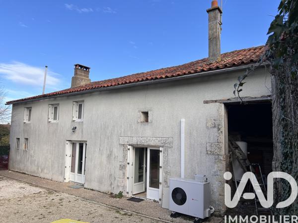 Maison à vendre 5 pièces 111 m² Salles-de-Villefagnan