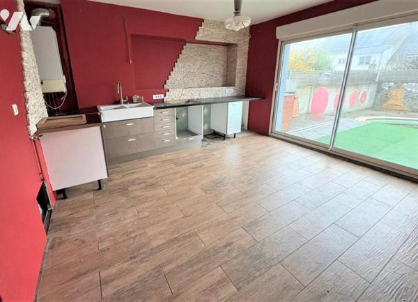 St Nazaire, à deux pas de la gare de Méan-Penhoet, maison T6 de 150 m² hab. (202 m² utiles)