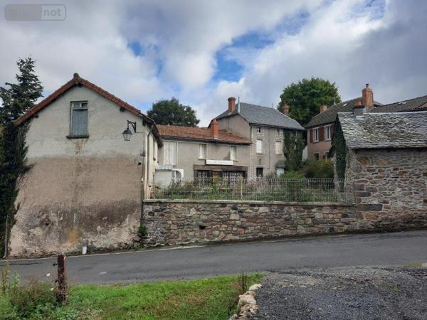 Maison à vendre à Saint-Georges dans le Cantal (15100), ref : 044/823