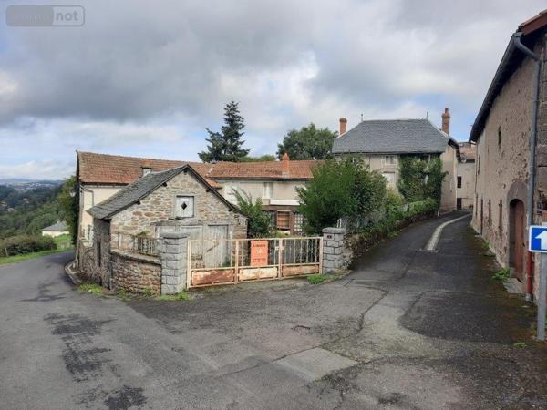 Maison à vendre à Saint-Georges dans le Cantal (15100), ref : 044/823