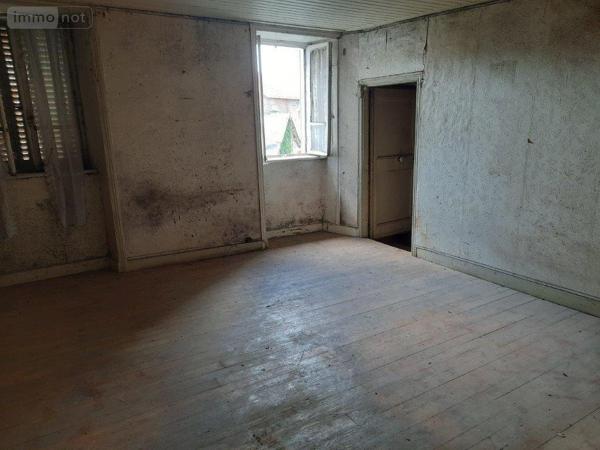 Maison à vendre à Saint-Georges dans le Cantal (15100), ref : 044/823