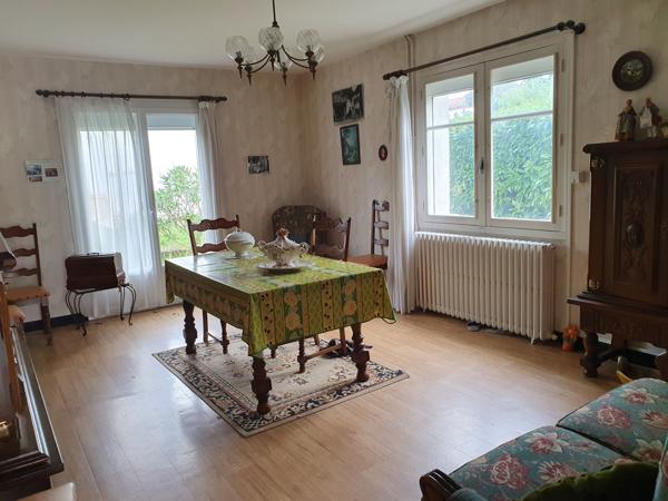 Maison  4 pièce(s)  3 chambre(s)  94 m²