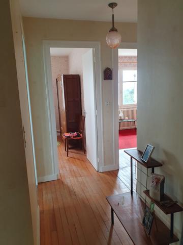 Maison  4 pièce(s)  3 chambre(s)  94 m²