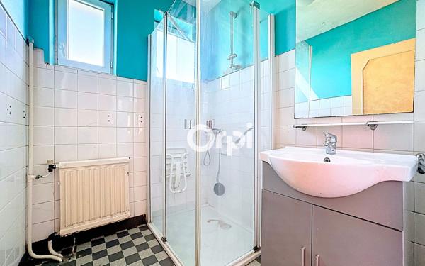 Maison à vendre    4 pièces •  Cussac