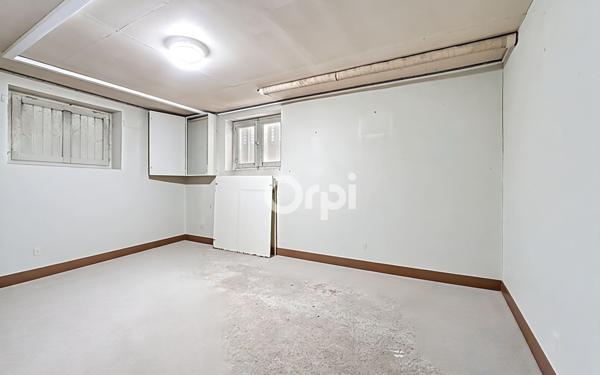 Maison à vendre    4 pièces •  Cussac