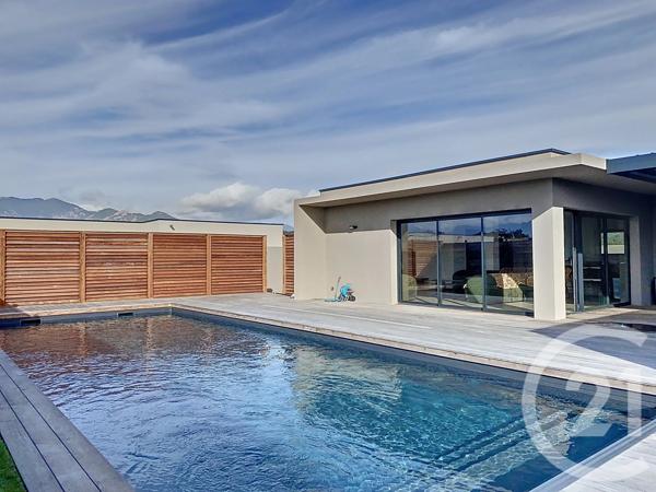 Maison à vendre  7 pièces - 206 m 2   LECCI  - 201