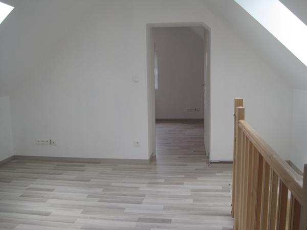 A LOUER MAISON   A VENDEUIL 02