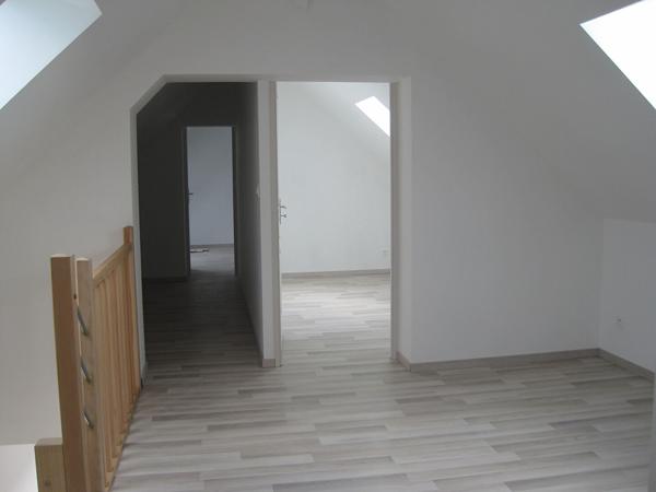 A LOUER MAISON   A VENDEUIL 02