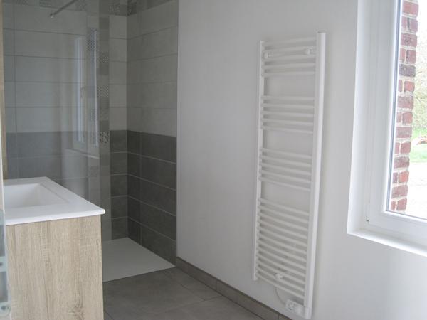 A LOUER MAISON   A VENDEUIL 02