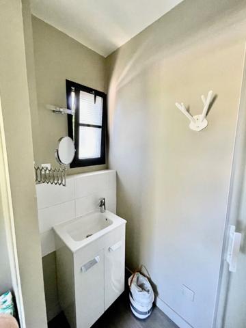 Maison moderne à vendre à Arradon 2 chambres 77 m² - parcelle 260 m² - à vendre meublée