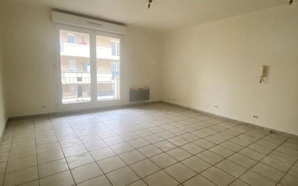 Appartement à louer    3 pièces •  Coulommiers