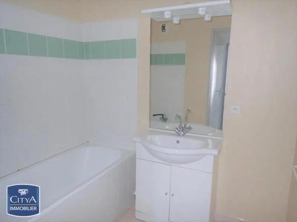 Appartement à louer 2 pièces 45.94m² Carcassonne (11000)