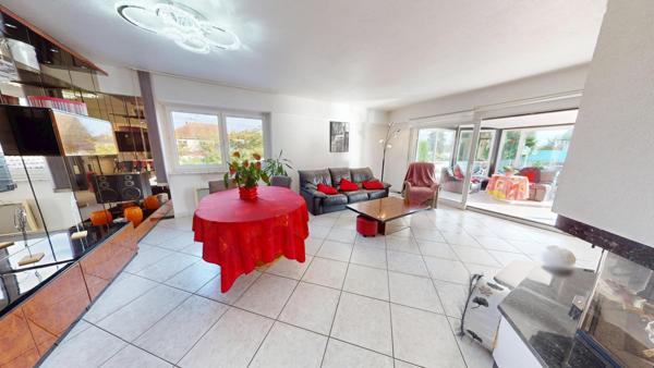 Maison familiale 130 m² avec piscine, véranda et grand terrain à Wittelsheim (68310)