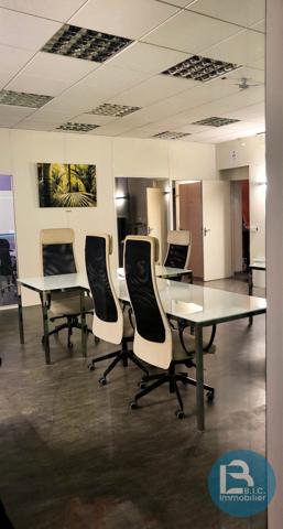 LYON 1 PLACE CHAZETTE
