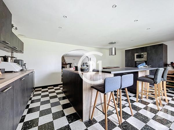 Maison à vendre  7 pièces - 253 m2 LONGVILLERS - 14