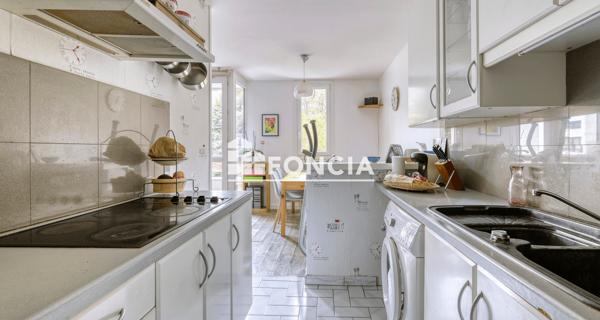 À vendre Appartement 4 pièces 84.2 m² - Le Raincy 93340