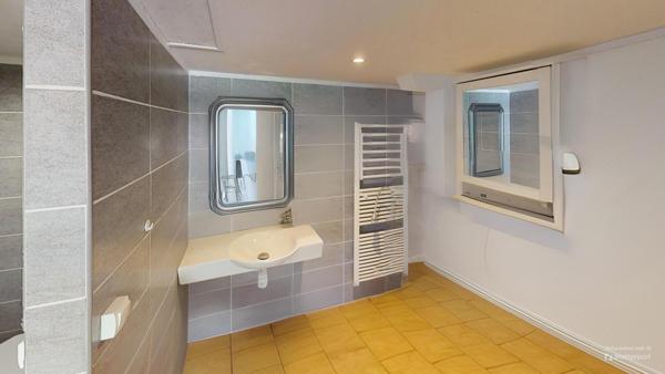 Maison de 3 chambres plus sous sol aménagé à Châteauroux 5 pièce(s)